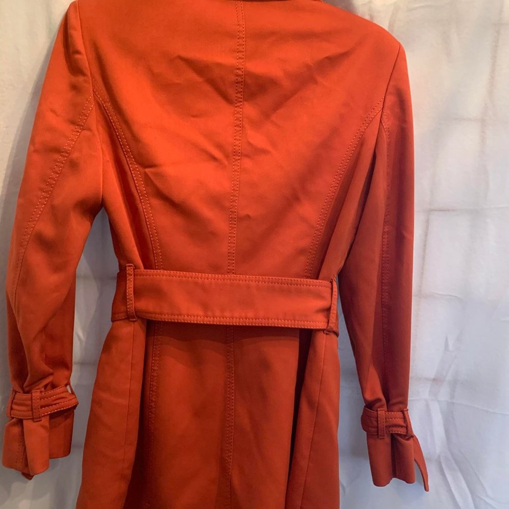 Euc Albert Nipon Terracotta Color Short Belted Tr… - image 5